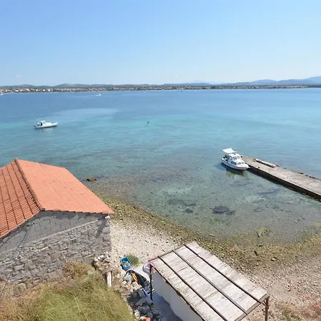 Islandbreeze Apartman