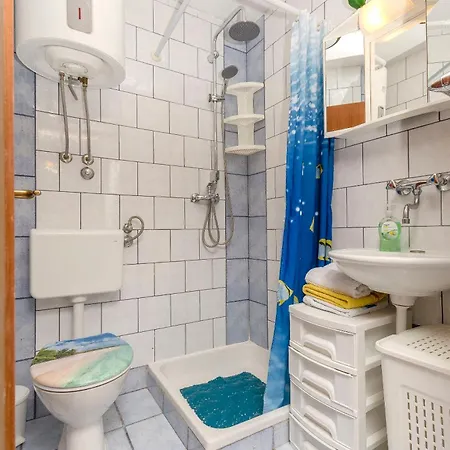 Islandbreeze Apartman Prvic Sepurine