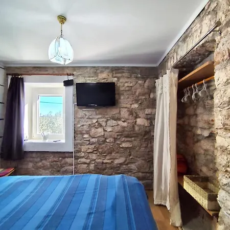 Islandbreeze * Prvic Sepurine