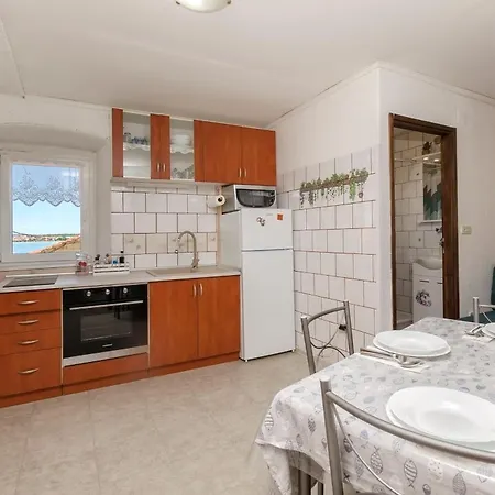 Islandbreeze Apartamento *