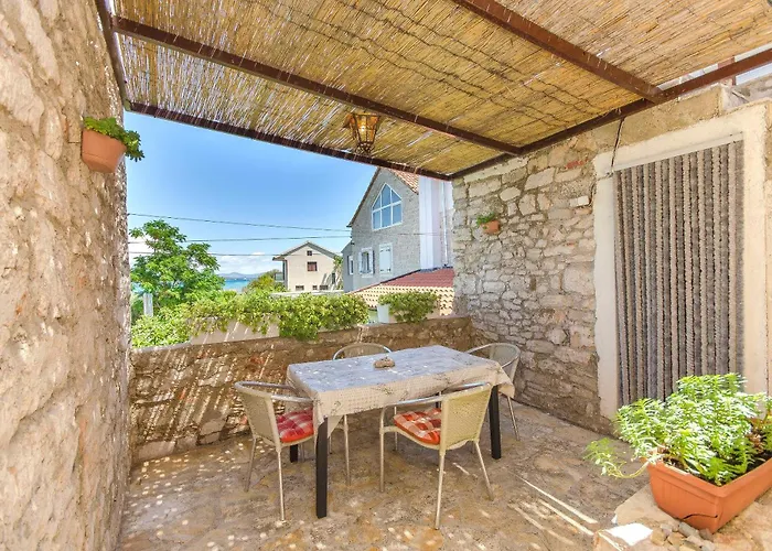 Islandbreeze פרוויץ' שפורינה