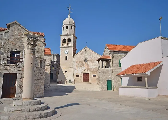 Islandbreeze דירה פרוויץ' שפורינה